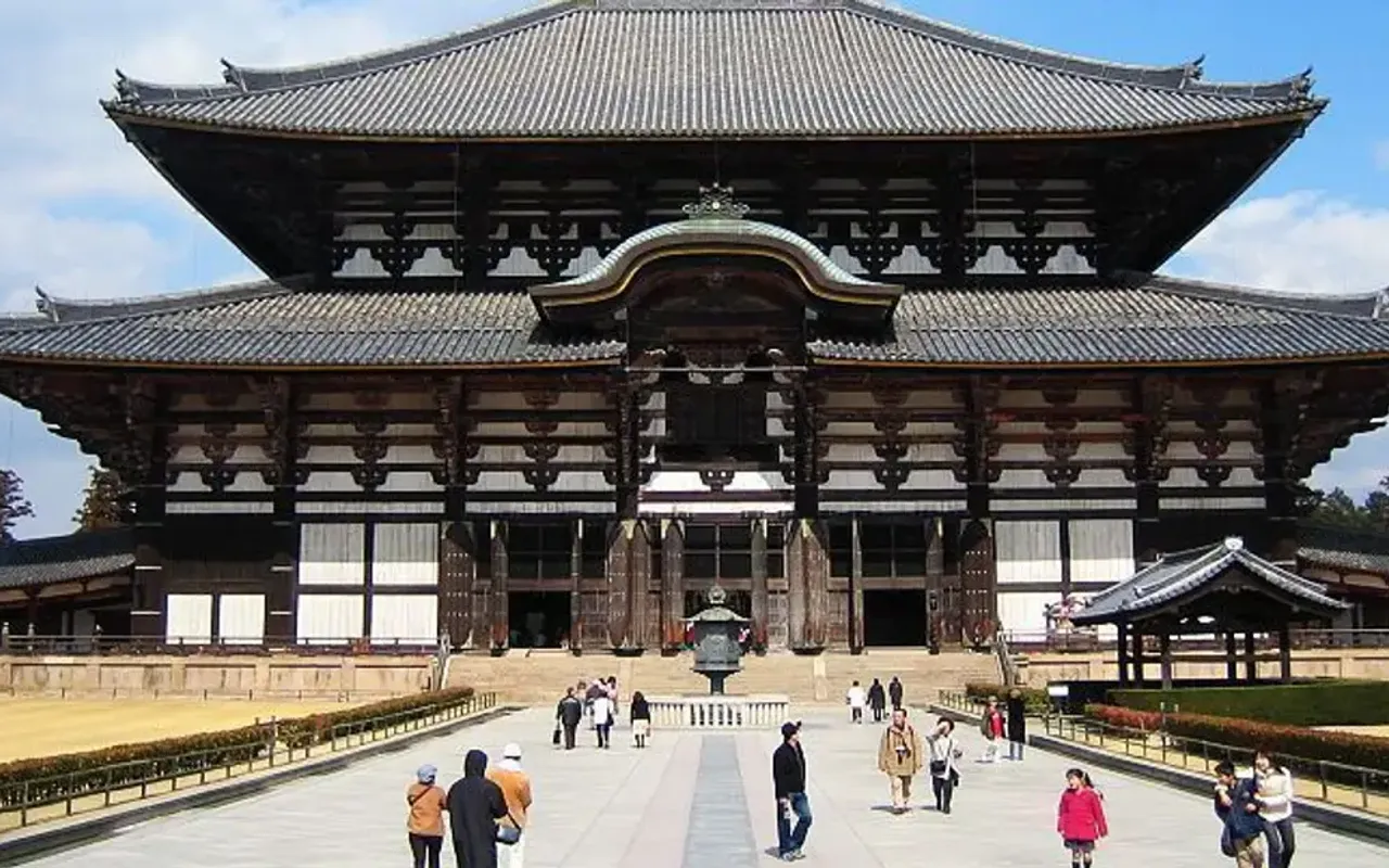 main photo